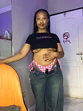 Doja_Peach's cam snapshot