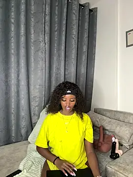 peeky_pinky's cam snapshot