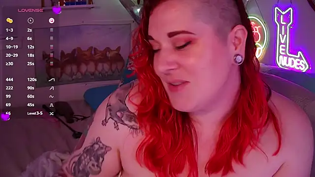 opalreigning's cam snapshot