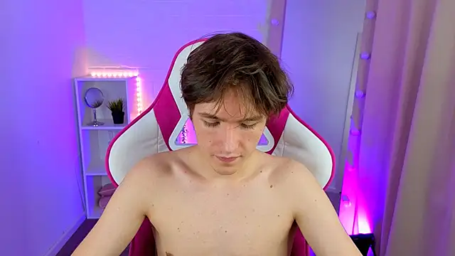 Ethansinful live sex cam