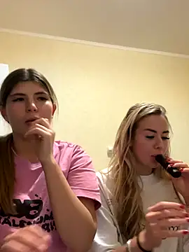 BettiVance's cam snapshot