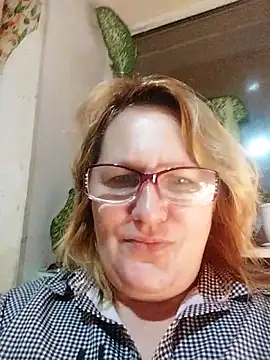 Forest-Lady's cam snapshot