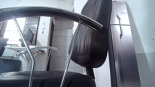 CherrylBee2022's cam snapshot