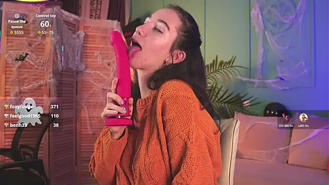 Belle_Via's cam snapshot