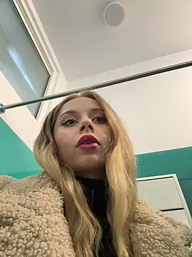 BabyAnais live sex cam