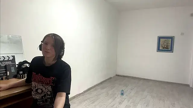 KindraScullion's cam snapshot