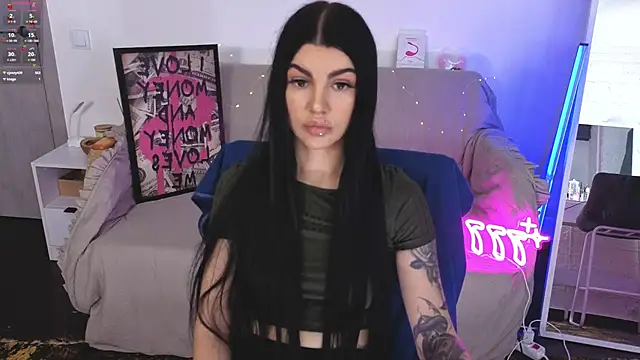 Tiffany_lab's cam snapshot