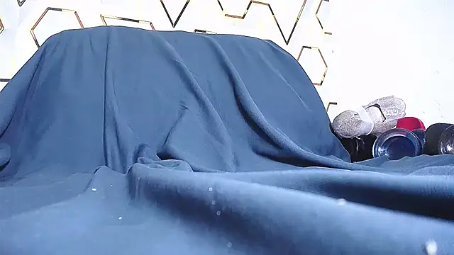 Blonderousss's cam snapshot