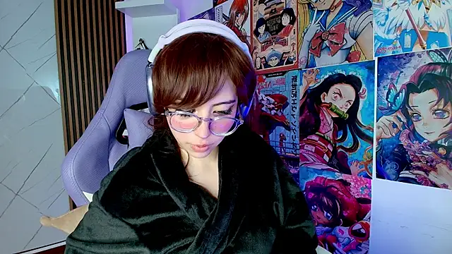 Purplee_Baby's cam snapshot