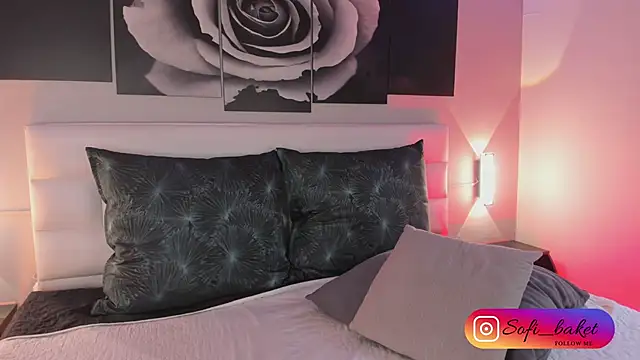 sofi_bakerr's cam snapshot