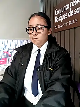 Cute_Penelope's cam snapshot