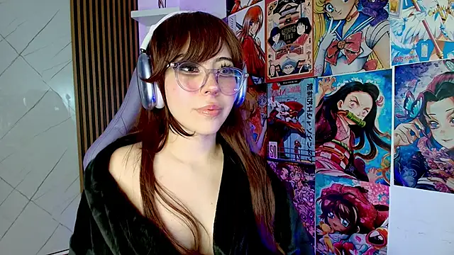 Purplee_Baby's cam snapshot