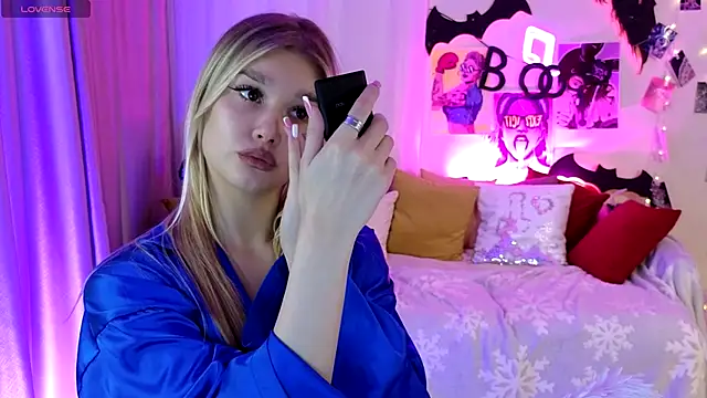 BattyMelody's cam snapshot