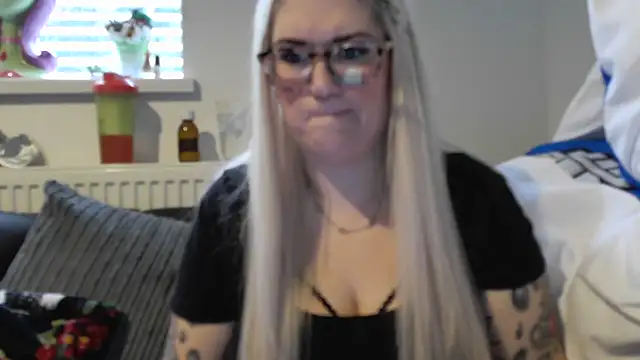 Sizzling_Indie36's cam snapshot