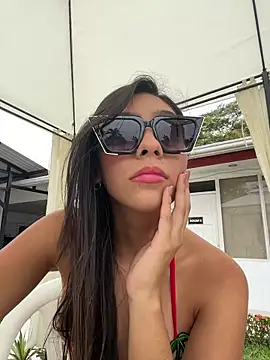 Ema_azel's cam snapshot