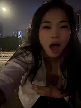 AiBanana live sex cam