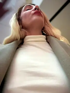 adya-aly's cam snapshot