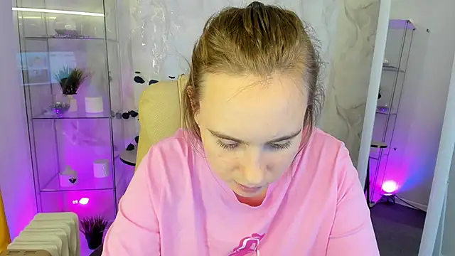 Lika_0ne's cam snapshot