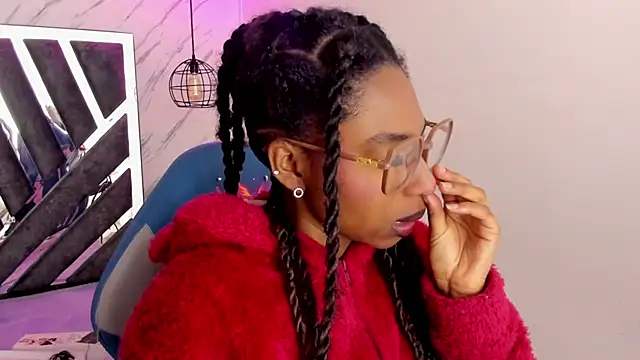 Queen_perla_'s cam snapshot