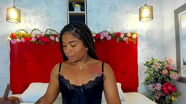 SilvannaFit's cam snapshot