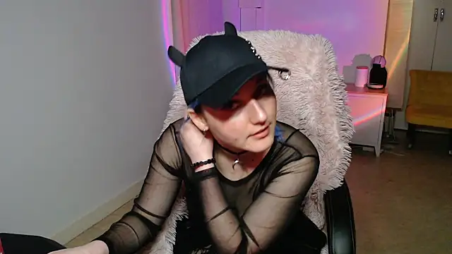 Crystal-dreamt's cam snapshot