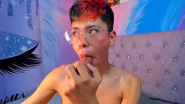MaxiWildd live sex cam