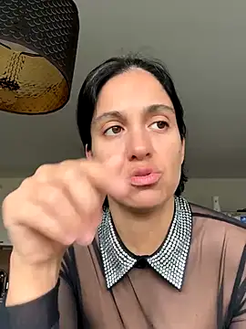 LaPetiteKim live sex cam