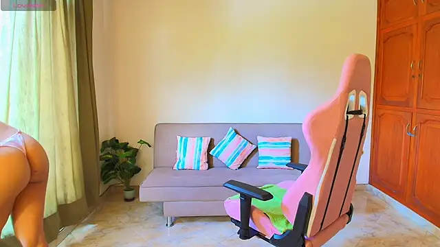 lili_jade222 live sex cam