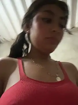 Sweed-virgin-pussy live sex cam