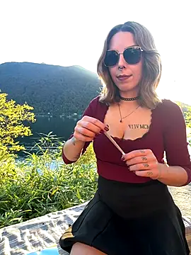 Mia_Railey's cam snapshot