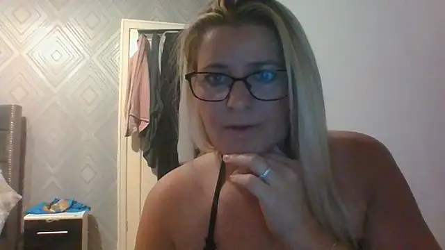 SweetXCandyX's web cam