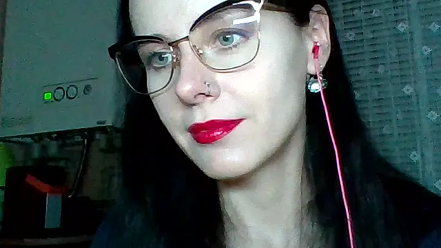 LuminousLady's cam snapshot