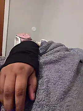 TigOBittiesTheOriginal's cam snapshot