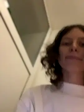 RinaMood's cam snapshot