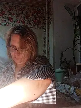 Forest-Lady's cam snapshot