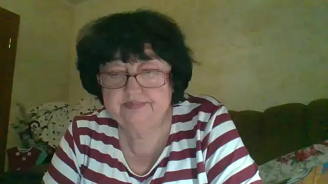 MilaSky5303's cam snapshot