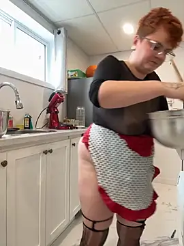 CurvesNChaos's cam snapshot