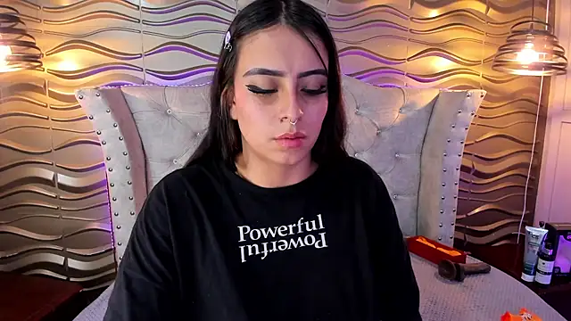 Andreita_Jones's cam snapshot