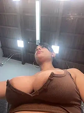 PilarJones_'s cam snapshot