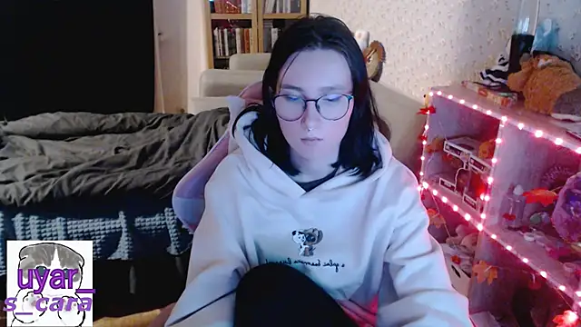 s_cara's cam snapshot