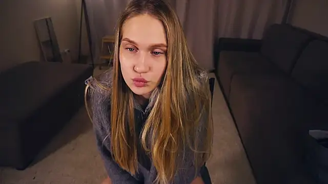 NadinePogar's cam snapshot