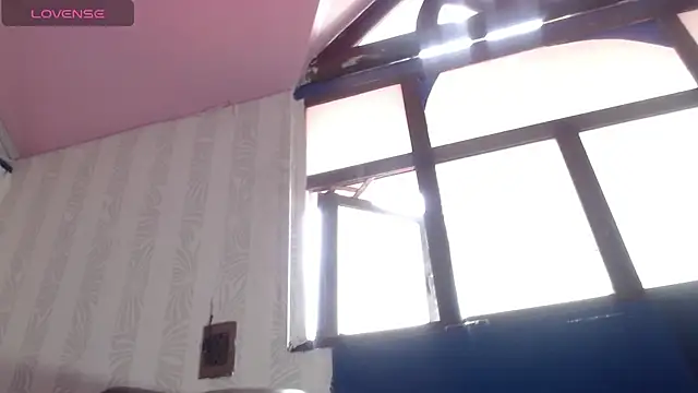 lucy23__'s cam snapshot