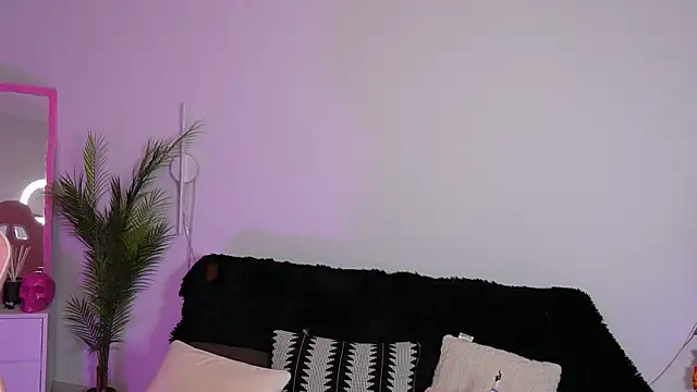 NikolFelix's cam snapshot