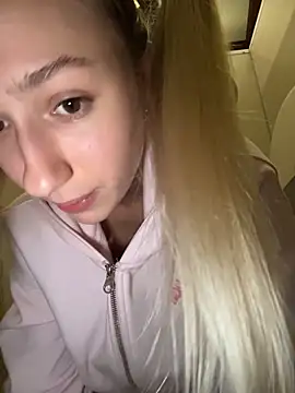 Lia__Love's cam snapshot