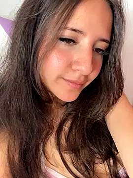 Amy-Bun's cam snapshot