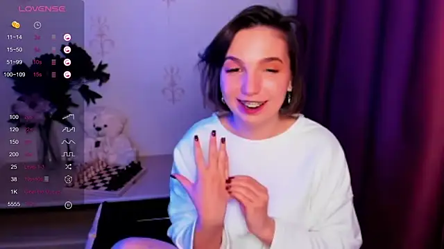 KindHazelHere_'s cam snapshot