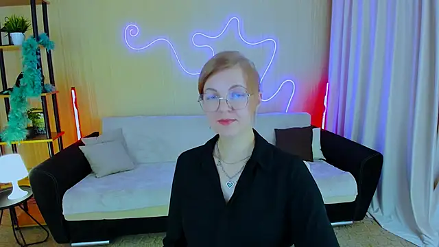 YourUniverser's cam snapshot