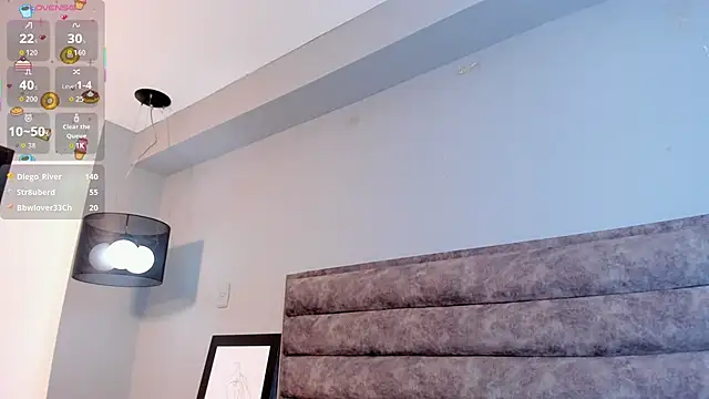 Aliciabloom's cam snapshot