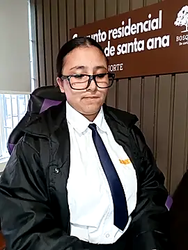 Cute_Penelope's cam snapshot