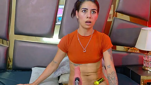 NicoleEsposito's cam snapshot